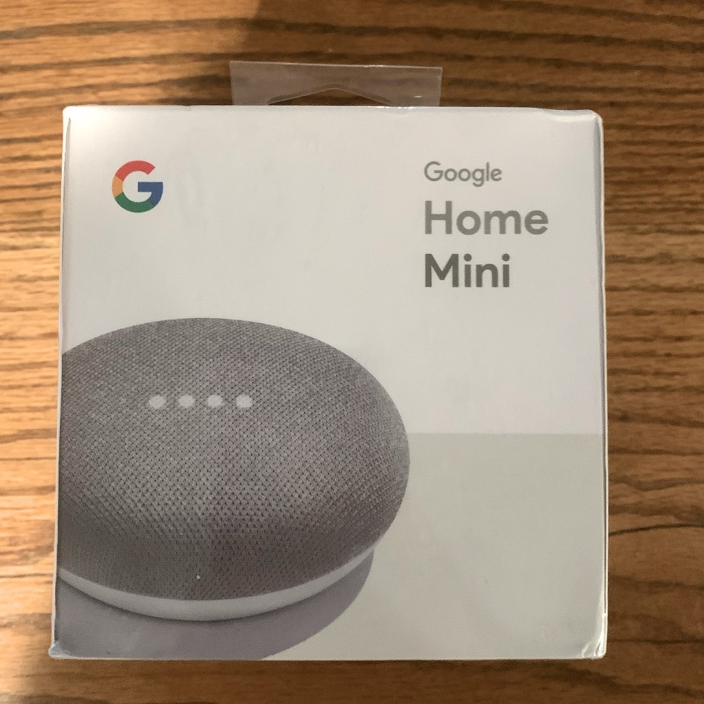 🔥NWT Google home mini